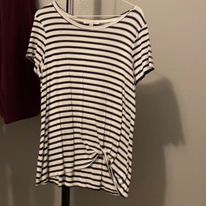 Used as maternity shirt.
